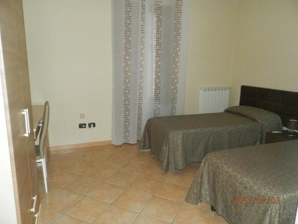 B&B Palazzo L'Occaso Castrovillari Eksteriør billede